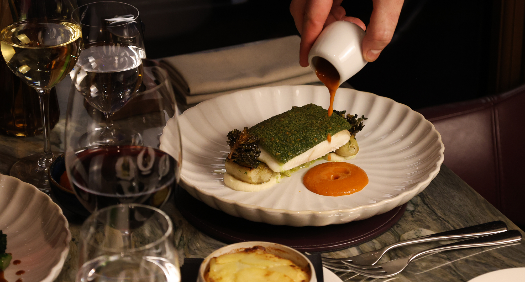 Loch Fyne halibut, herb crust, Jerusalem artichoke, variegated kale, sauce chermoula