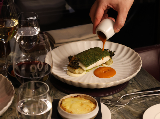 Loch Fyne halibut, herb crust, Jerusalem artichoke, variegated kale, sauce chermoula